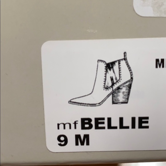 NIB Marc Fisher grayish boots size: 9M - Picture 10 of 10